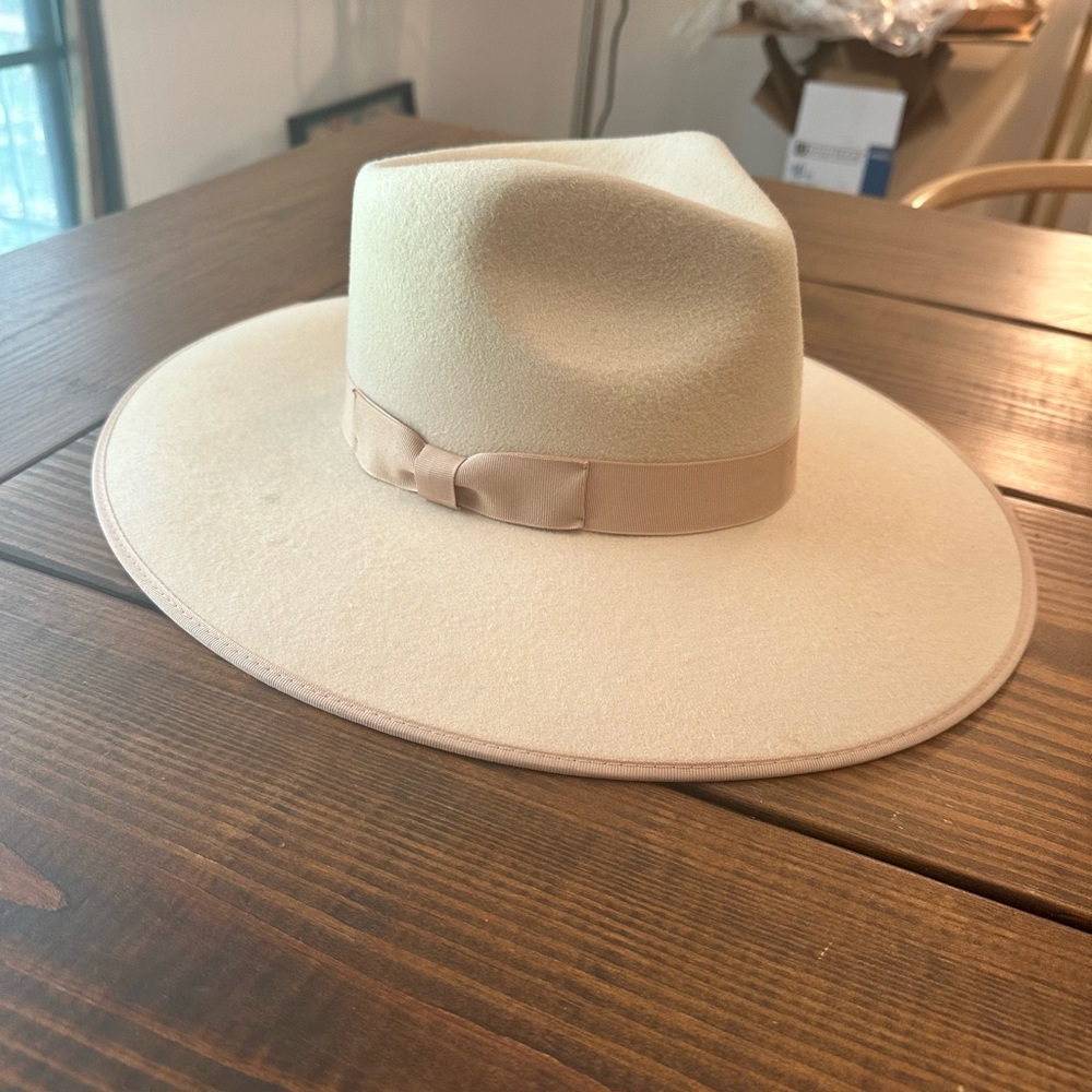 Lack of Color Ivory Rancher